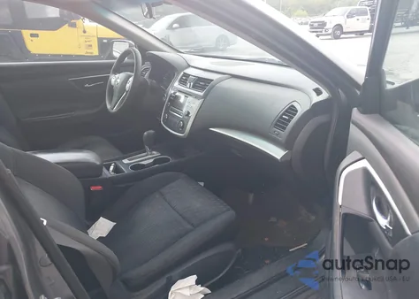 2016 Nissan Altima 2.5/2.5 S/2.5 Sl/2.5 Sr/2.5 Sv из США, поврежденный, VIN 1N4AL3AP1GC260611